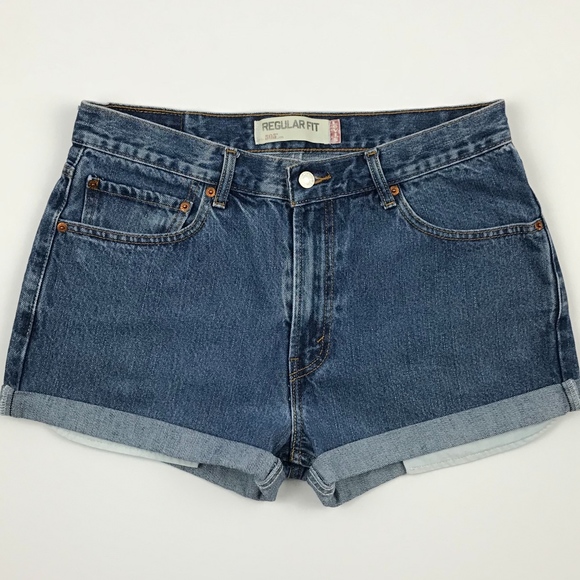 Levi's Pants - 32" Levi's Highwaisted Shorts